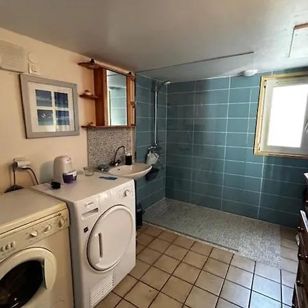 Pomme De Pin בית נופש *